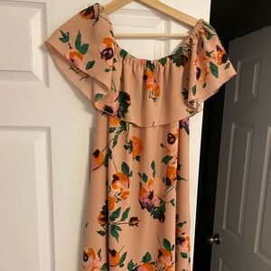 Aritzia Off the should floral dress